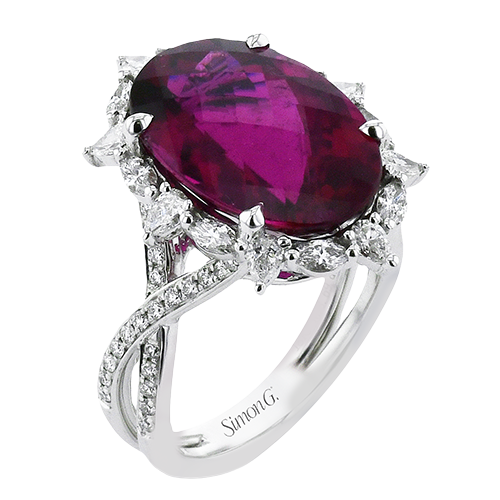 Color Ring in 18k Gold with Diamonds