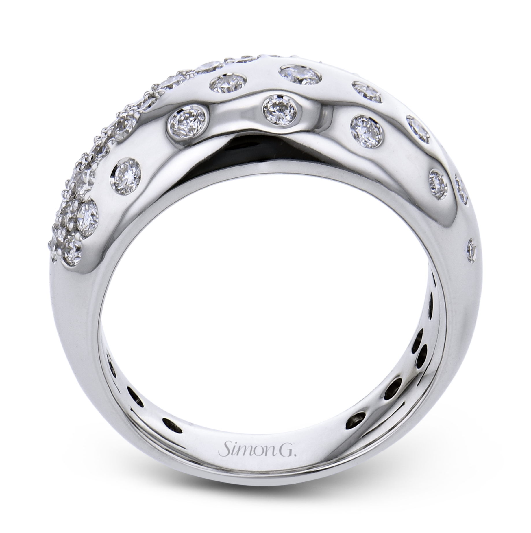 Scattered Diamond Fashion Ring