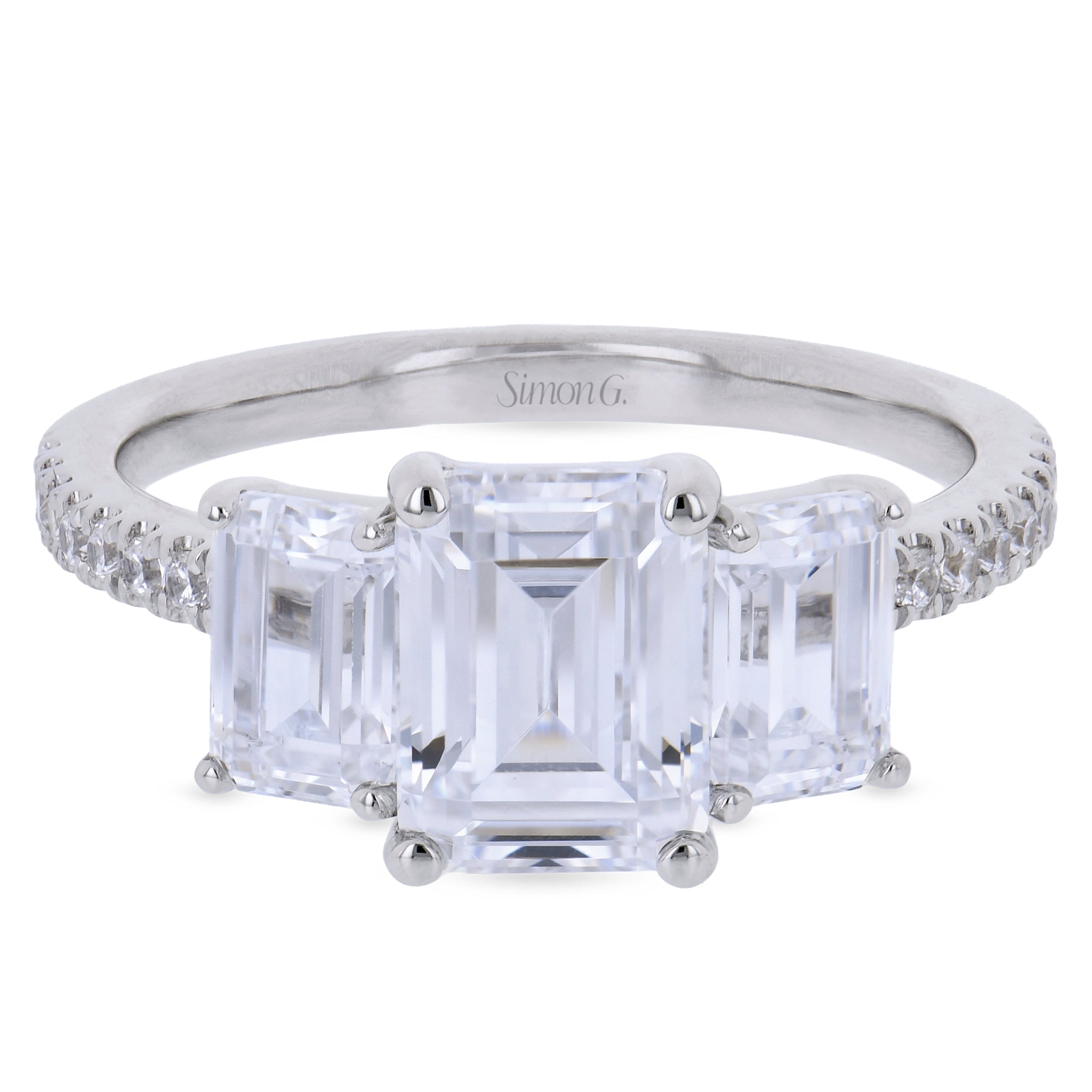 Engagement Ring in 18k Gold with Diamonds - Simon G. Jewelry