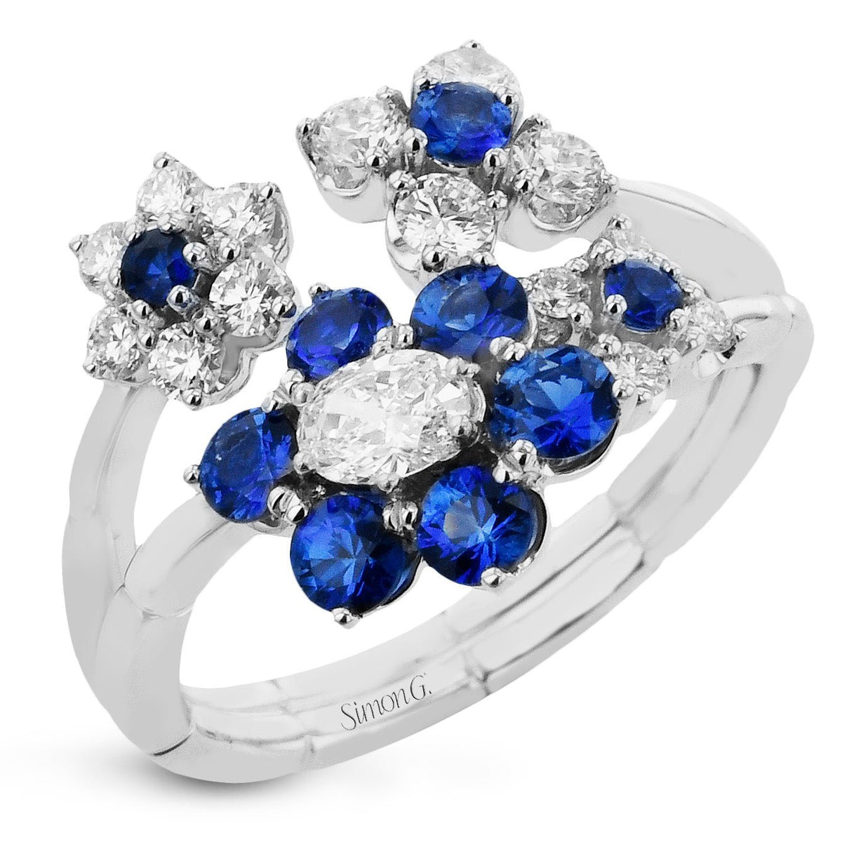 Flower Ring In 18k Gold With Diamonds - Simon G. Jewelry