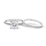 Princess - cut Engagement Ring & Matching Wedding Band in 18k Gold with Diamonds - Simon G. Jewelry