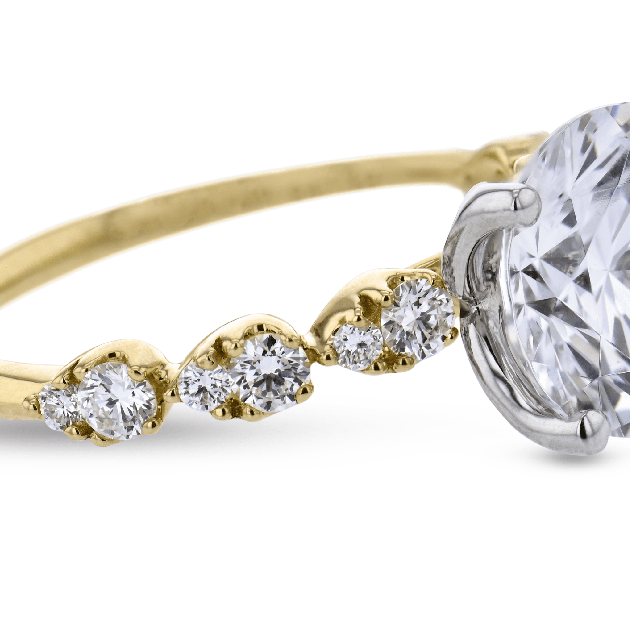 Round-cut Diamond Tulip Engagement Ring in 18k Gold - Simon G. Jewelry
