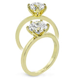 Round - cut Engagement Ring in 18k Gold - Simon G. Jewelry