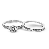 Round - cut Engagement Ring & Matching Wedding Band in 18k Gold with Diamonds - Simon G. Jewelry