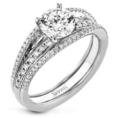 Round-cut Split-Shank Engagement Ring Matching Wedding Band in