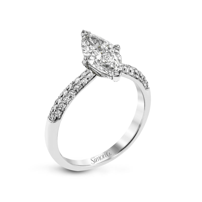 Marquise-cut Engagement Ring & Matching Wedding Band in 18k Gold with Diamonds