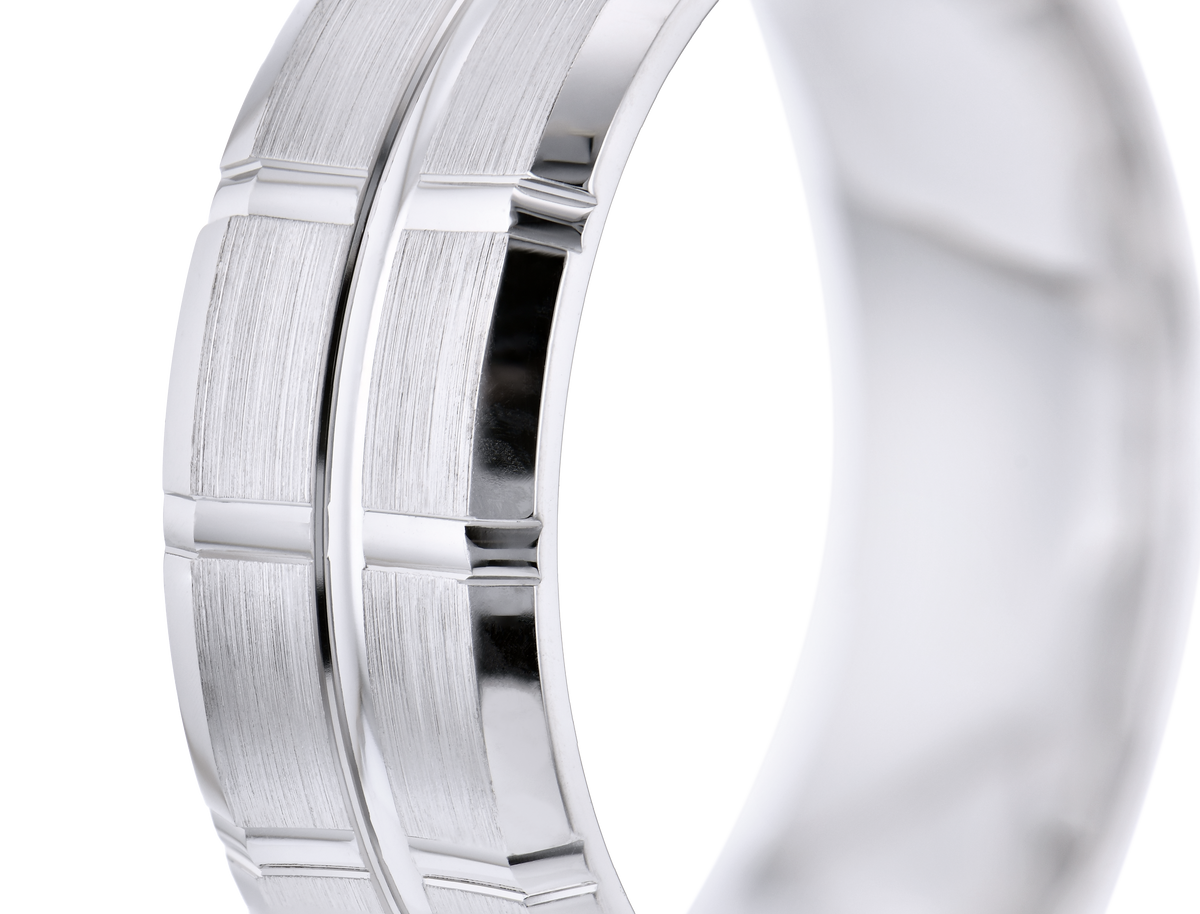 Men's Wedding Band In 14k Or 18k Gold