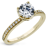 Round-cut Engagement Ring in 18k Gold with Diamonds