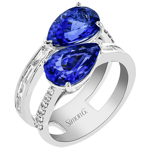 Color Ring in 18k Gold with Diamonds