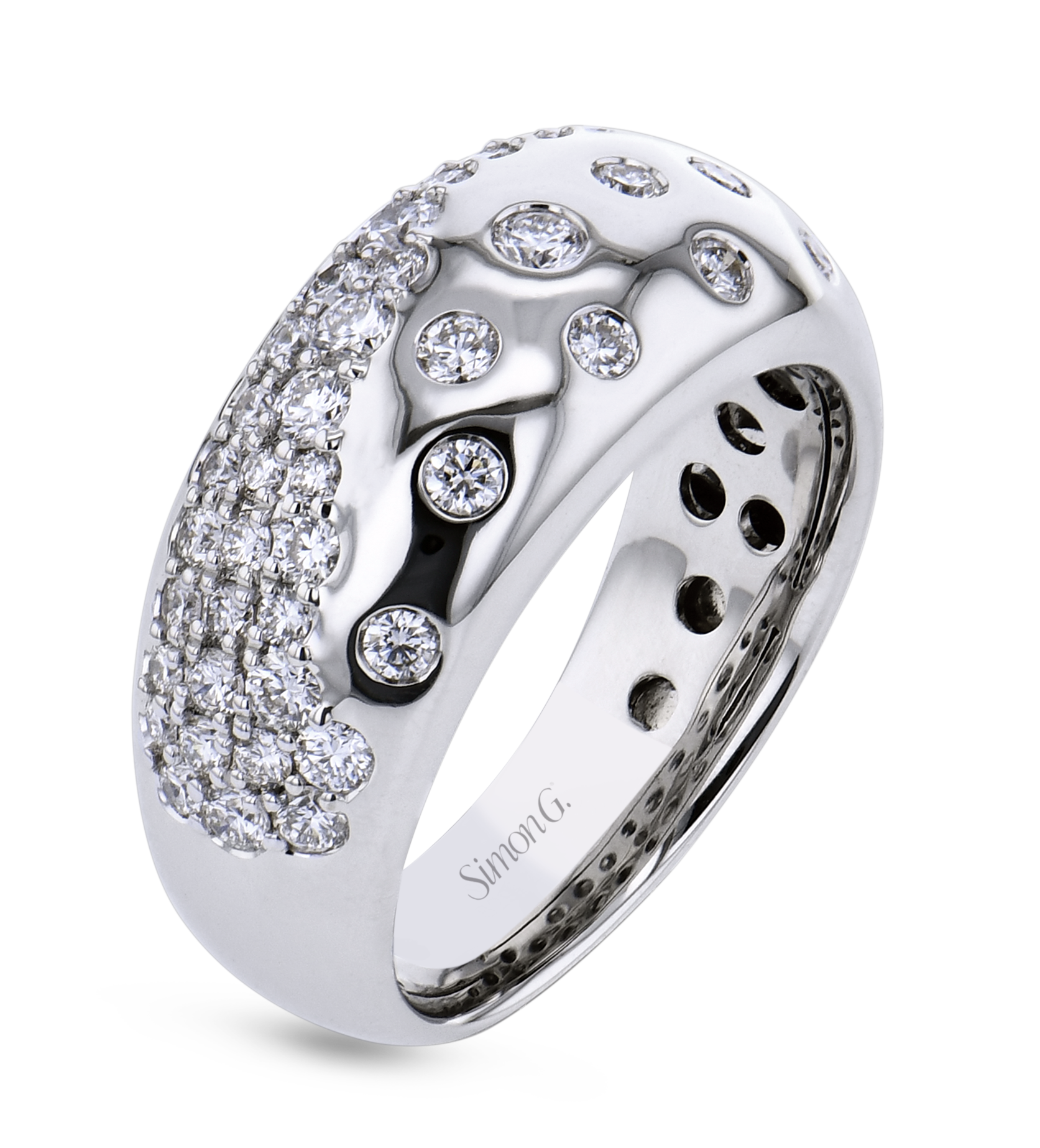 Scattered Diamond Fashion Ring