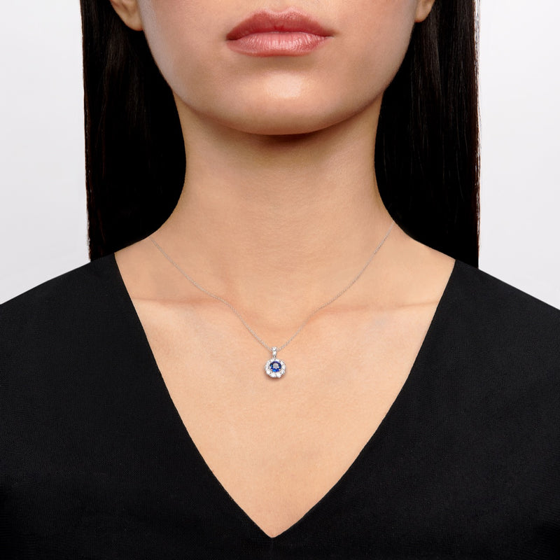 Tempera Sapphire Pendant Necklace in 18k Gold with Diamonds