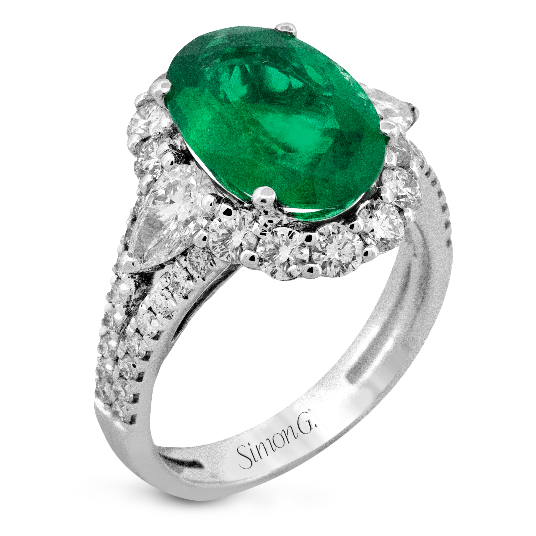 Engagement Ring in 18k Gold with Diamonds - Simon G. Jewelry