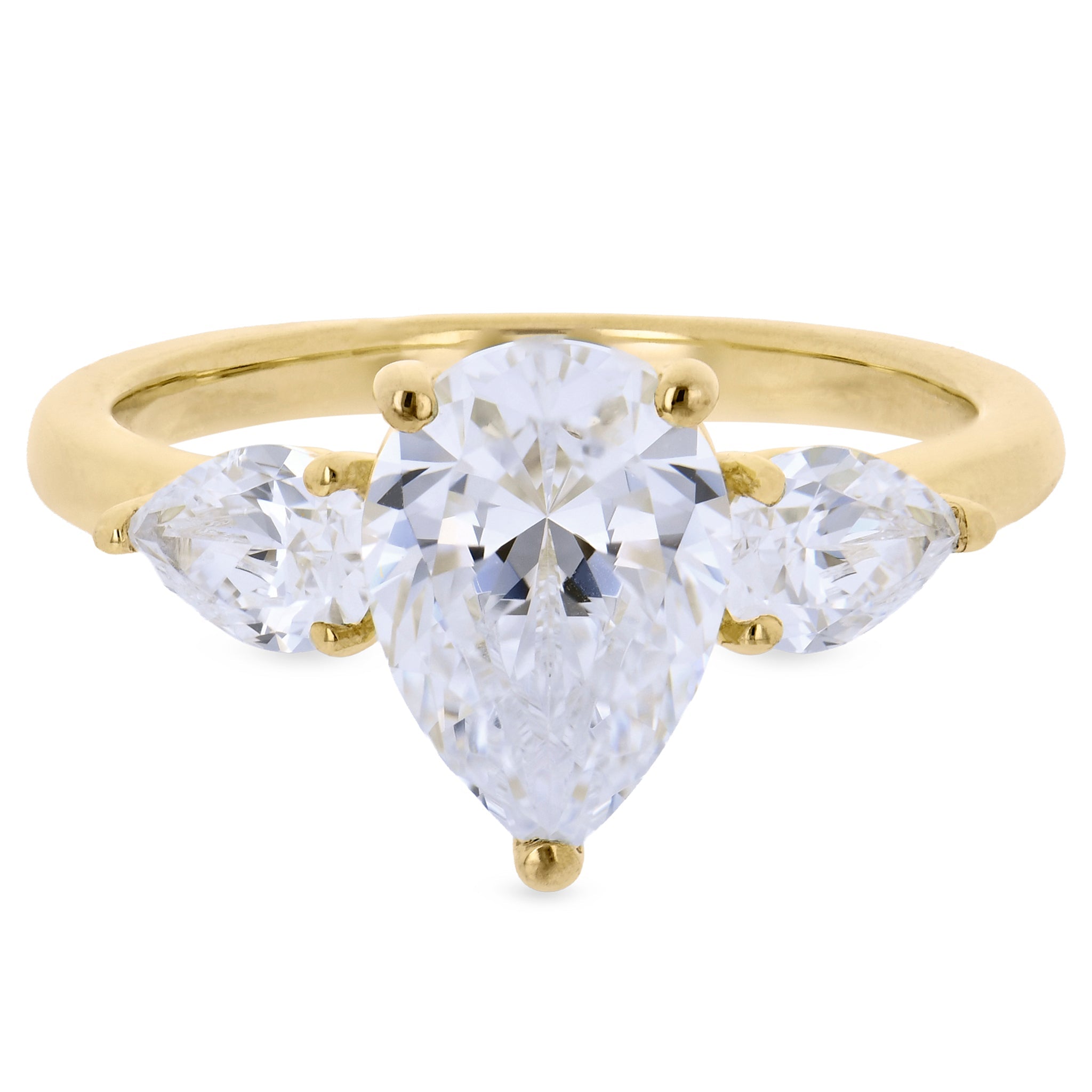 Engagement Ring in 18k Gold with Diamonds - Simon G. Jewelry