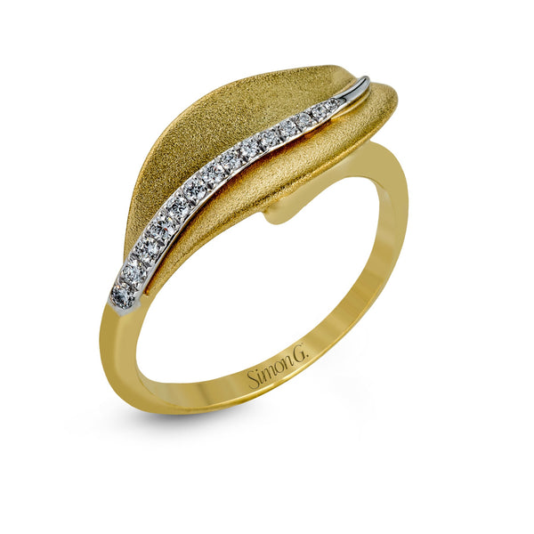 Fashion Ring in 18k Gold with Diamonds - Simon G. Jewelry