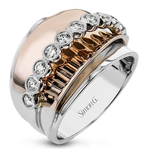 Fashion Ring In 18k Gold With Diamonds - Simon G. Jewelry