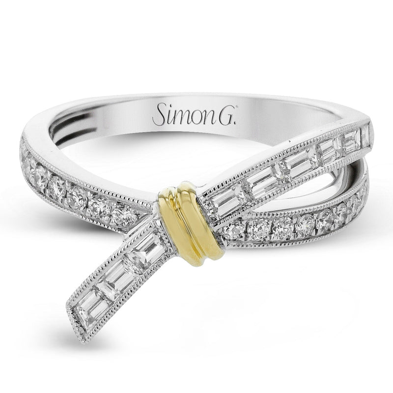 Fashion Ring In 18k Gold With Diamonds - Simon G. Jewelry