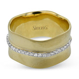 Fashion Ring In 18k Gold With Diamonds - Simon G. Jewelry