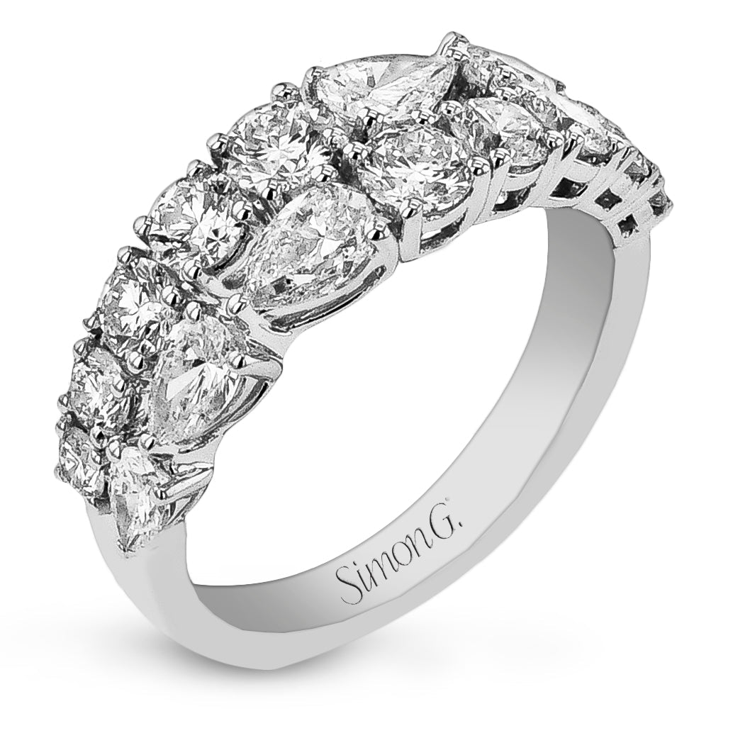 Fashion Ring in 18k Gold with Diamonds - Simon G. Jewelry