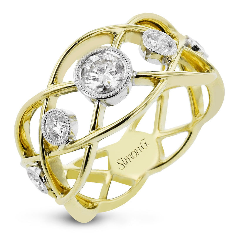 Fashion Ring In 18k Gold With Diamonds - Simon G. Jewelry