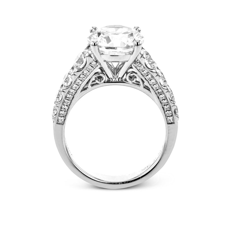 Round - Cut Engagement Ring In 18k Gold With Diamonds - Simon G. Jewelry