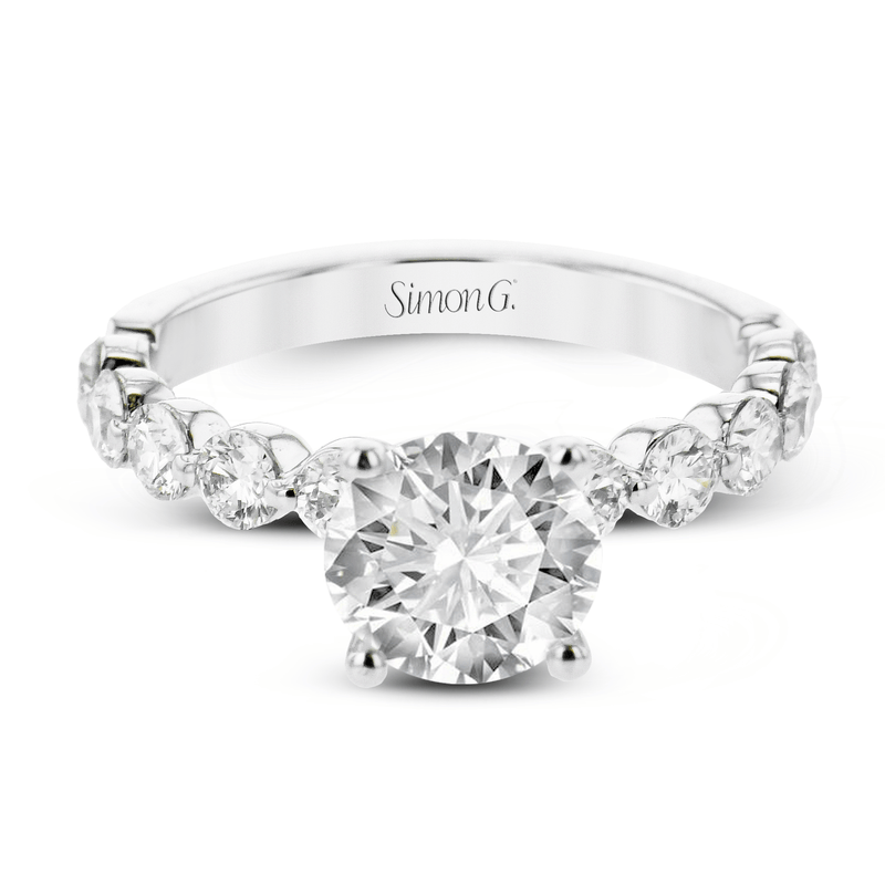 Round - Cut Engagement Ring In 18k Gold With Diamonds - Simon G. Jewelry