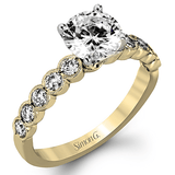 Round - cut Engagement Ring & Matching Wedding Band in 18k Gold with Diamonds - Simon G. Jewelry