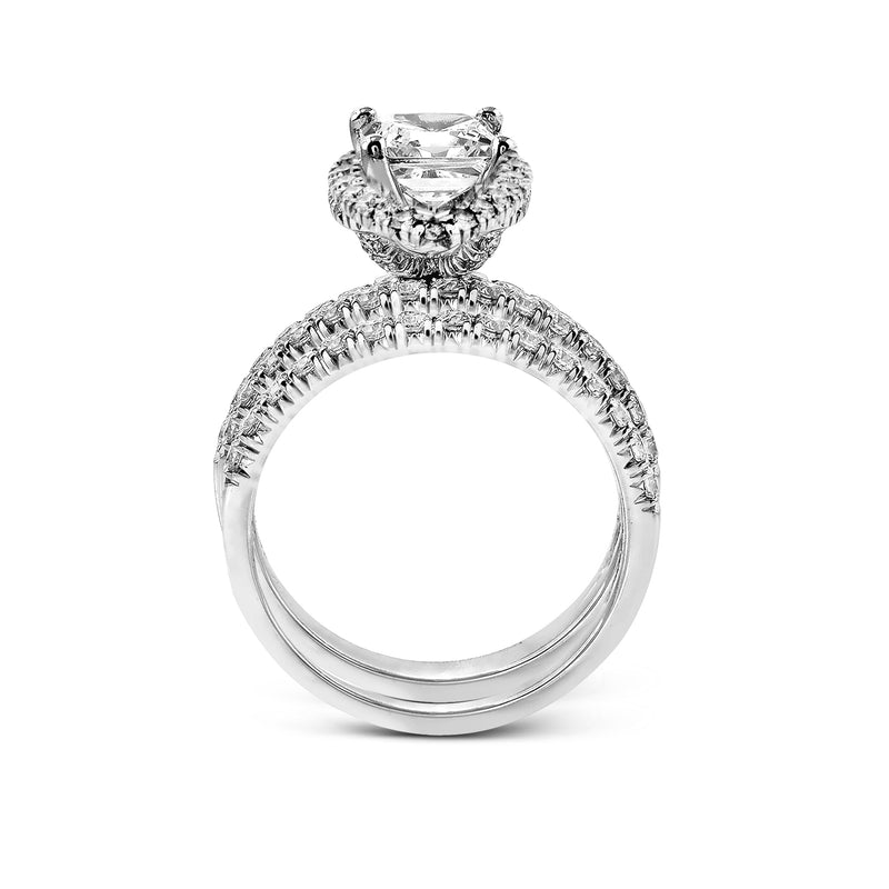 Princess-cut Halo Engagement Ring & Matching Wedding Band in 18k Gold with Diamonds