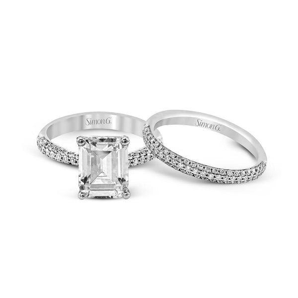 Emerald-cut Engagement Ring & Matching Wedding Band in 18k Gold with Diamonds